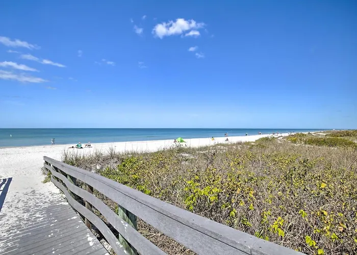 Holiday home Indian Rocks Oasis - 2 Blocks To Beach! Clearwater Beach